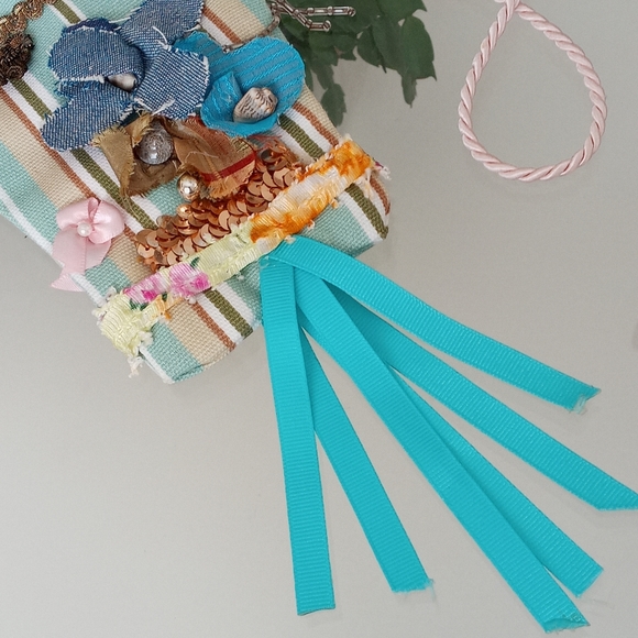 Mia Coco Crossbody Pouch - Picture 7 of 14